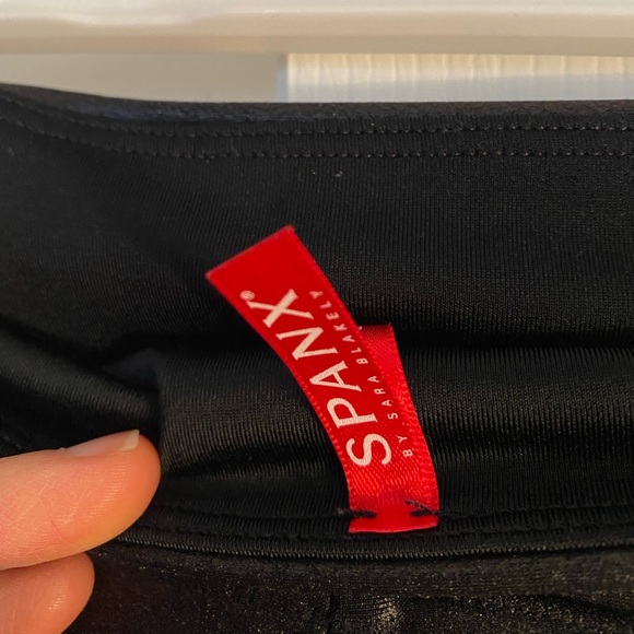 Spanx faux leather leggings - Picture 2 of 3